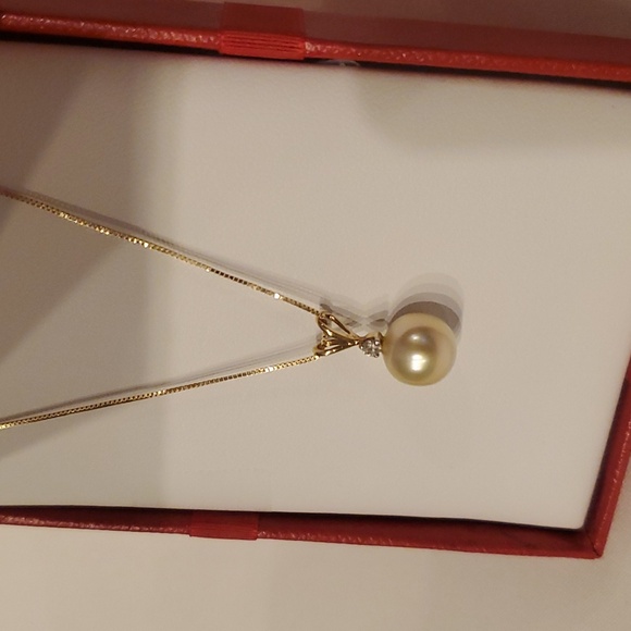 R.H. Macy & Co 14k cultured pearl necklace - Picture 6 of 6